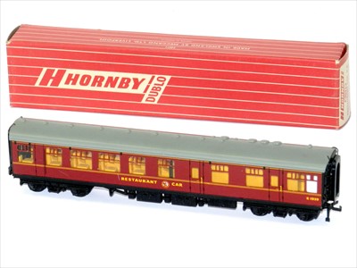 Lot 578 - Hornby Dublo 4071 Superdetail Restaurant Car BR maroon