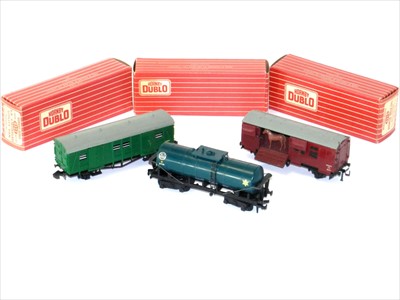 Lot 579 - Hornby Dublo boxed 2-rail Superdetail Goods Wagons