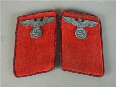 Lot 187 - A collection of German collar tabs