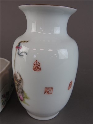 Lot 104 - A Chinese famille rose porcelain shaped square...
