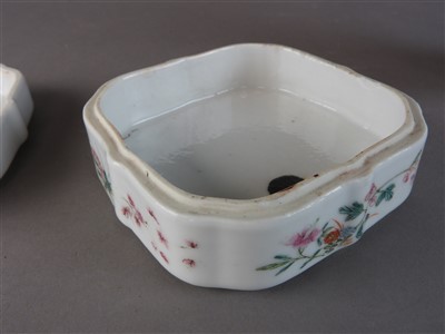 Lot 104 - A Chinese famille rose porcelain shaped square...