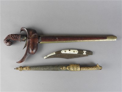 Lot 70 - An Afghan pesh kabz and a Javanese kris