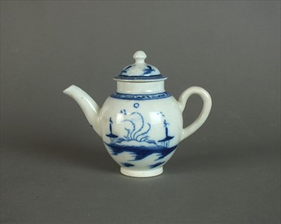 Lot 271 - Caughley 'Island' pattern toy teapot and cover, circa 1780-90
