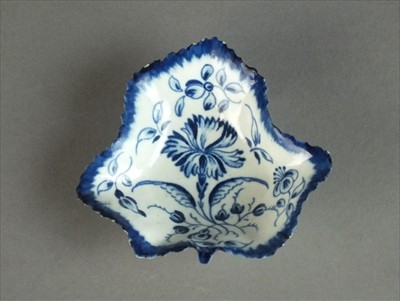 Lot 381 - Worcester pickle leaf dish, circa 1765-70