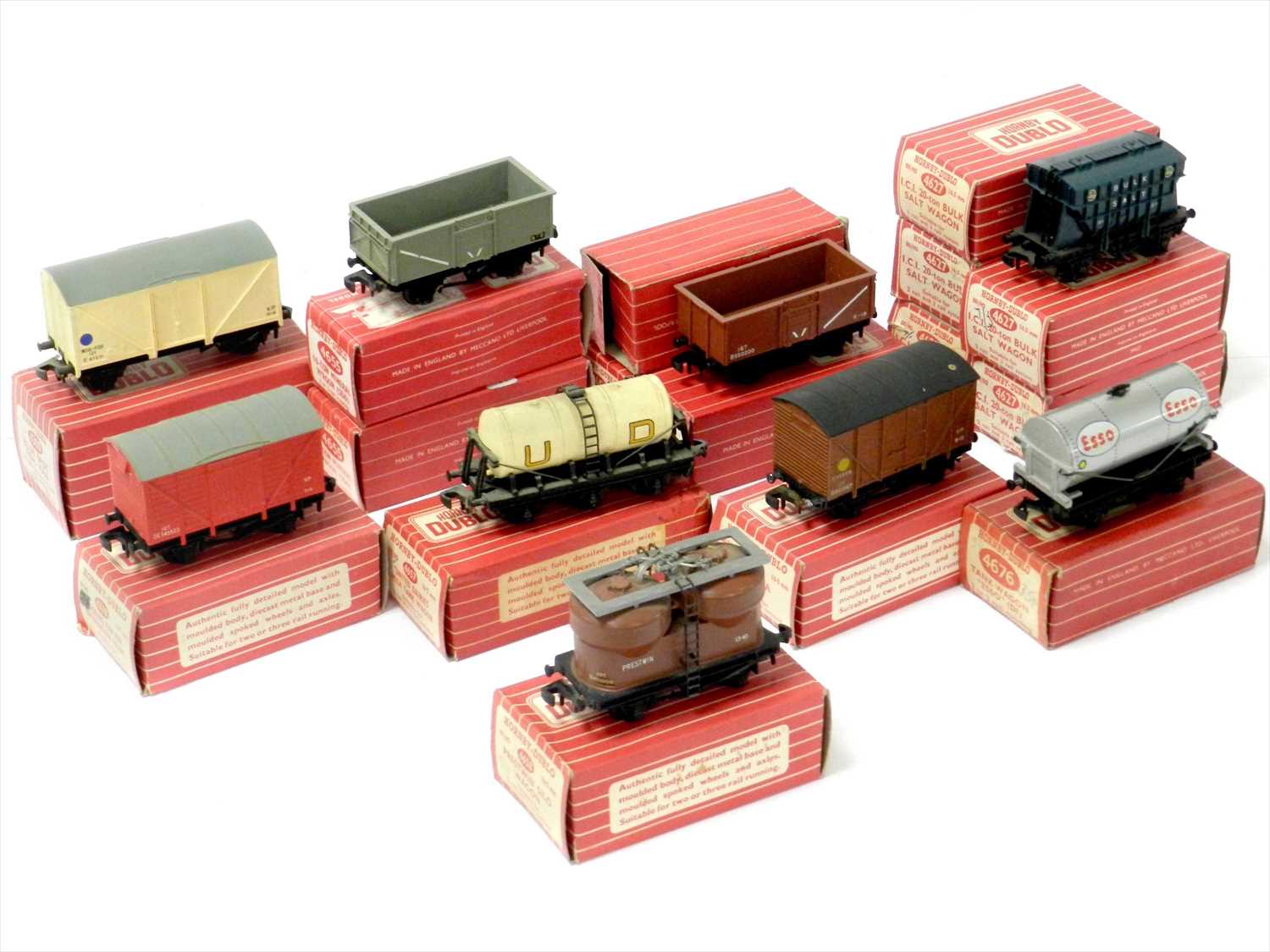 Lot 581 - Boxed Hornby Dublo 2 Rail Goods Wagons