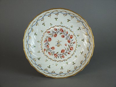 Lot 283 - Caughley polychrome bread and butter plate, circa 1792
