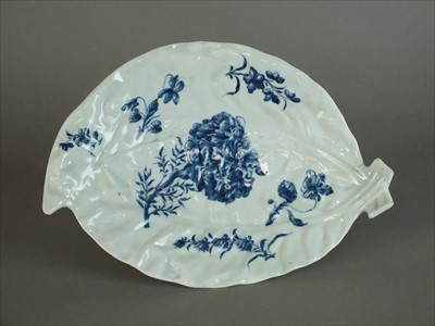 Lot 418 - Worcester cabbage leaf dish, circa 1760