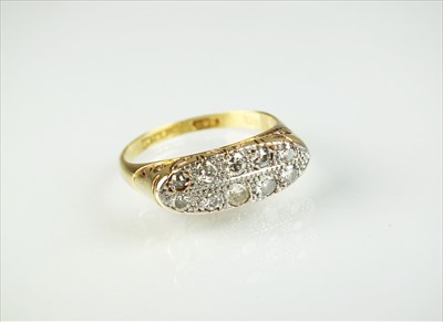 Lot 85 - A diamond ring