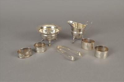 Lot 25 - A small collection of silver