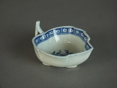 Lot 432 - An uncommon Worcester butterboat, circa 1770