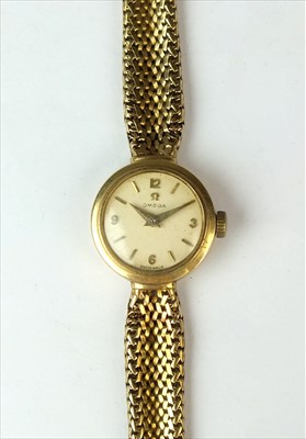 Lot 125 - Manufacturer: Omega Model Name: N/A Year: 1961...