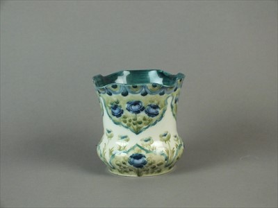 Lot 514 - William Moorcroft for James Macintyre vase