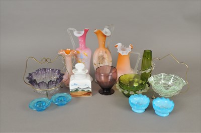 Lot 252 - Group of Victorian glassware