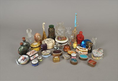 Lot 75 - A collection of various bottles, boxes and works of art