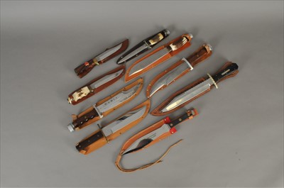 Lot 468 - Group of hunting and bowie knives