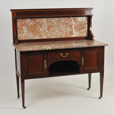 Lot 614 - An Edwardian marble-topped wash stand