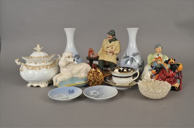 Lot 174 - Ceramics and glassware