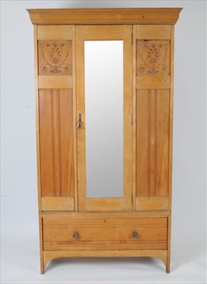 Lot 619 - A four piece pine bedroom suite and a further dressing table