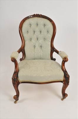 Lot 322 - A Victorian mahogany framed upholstered spoon back armchair