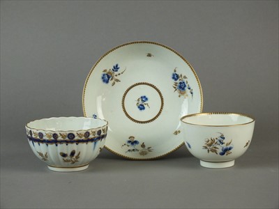 Lot 468 - Worcester teabowl and saucer, circa 1775-80 and a Flight Worcester tea bowl