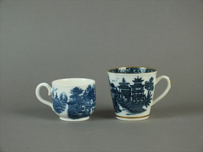 Lot 311 - Caughley custard cup and single-handled beaker, circa 1785