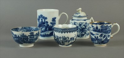Lot 318 - Group of Caughley porcelain, circa 1780-85