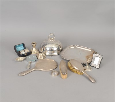 Lot 40 - A small collection of silver and plate