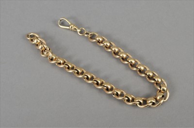 Lot 77 - A curb link circular link bracelet