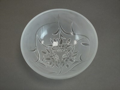 Lot 557 - Lalique Crystal 'Edelweiss' bowl