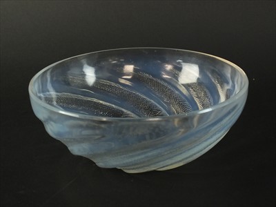 Lot 577 - René Lalique 'Poissons' bowl