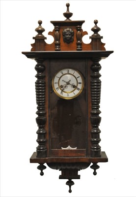 Lot 291 - A walnut cased Vienna wall clock