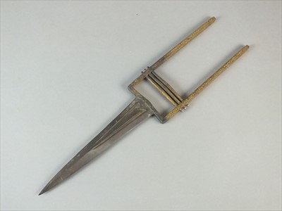 Lot 588 - Indian Katar dagger, 18th/19th century