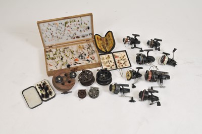 Lot 281 - A varied collection of 20th century fishing reels