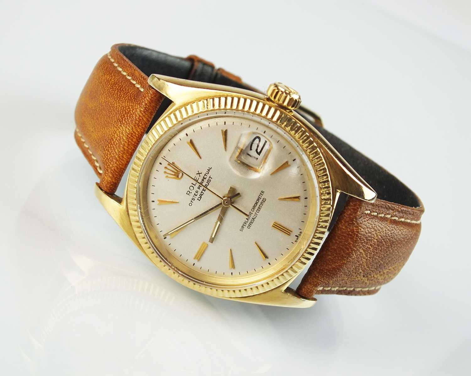 Lot 57 - A Gentleman's 14ct gold Rolex Oyster Perpetual Datejust wristwatch