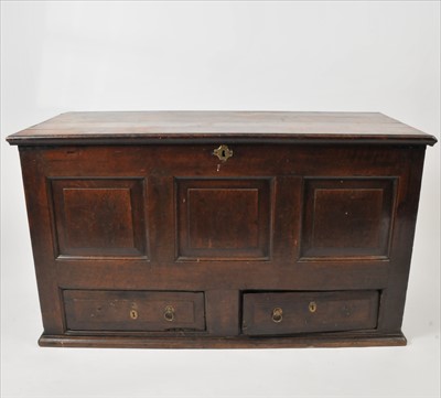 Lot 371 - A late 17th century or later country oak mule chest