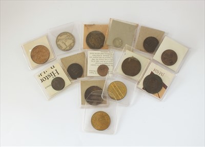 Lot 240 - A collection of coins