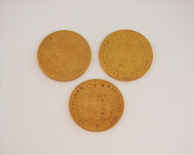 Lot 174 - Three Victoria Young head shield back half sovereigns