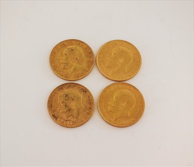 Lot 180 - Four George V half sovereigns
