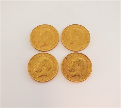 Lot 181 - Four George V half sovereigns