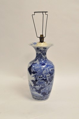 Lot 139 - Large Japanese baluster vase