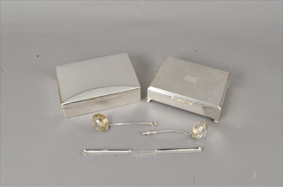 Lot 345 - A silver mounted cigarette case