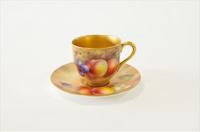 Lot 96 - Royal Worcester fruit-decorated cabinet and saucer