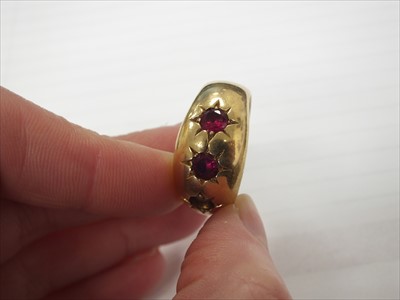 Lot 113 - An untested ruby ring