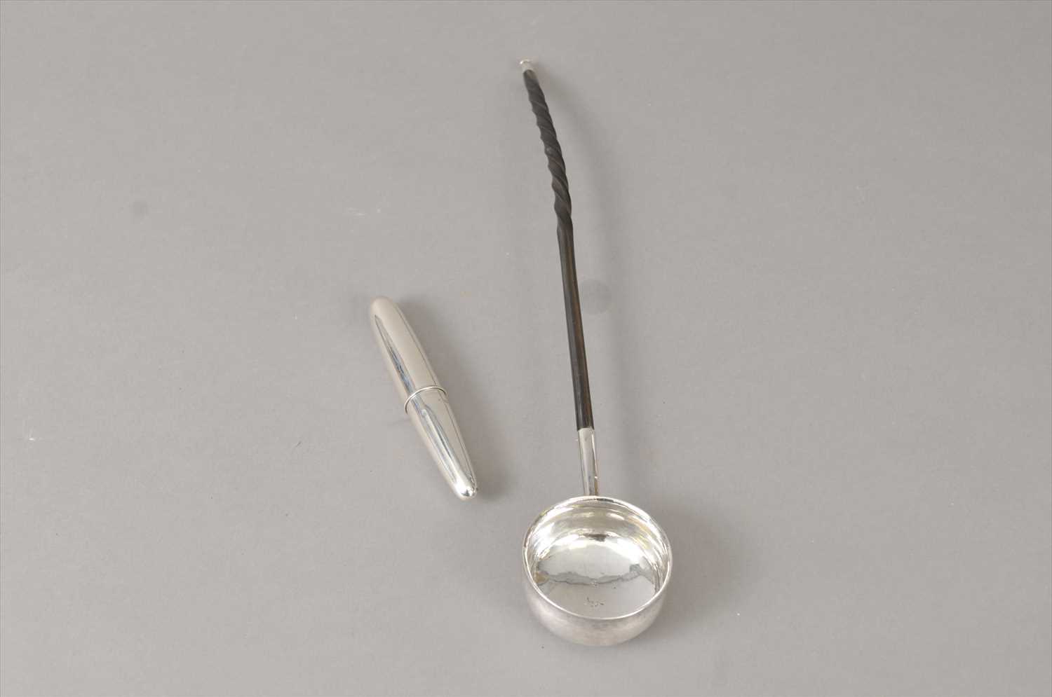 Lot 329 - A Victorian silver single cigar case