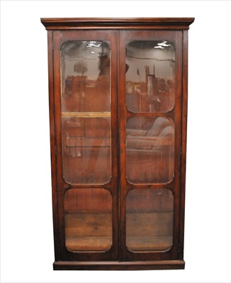 Lot 573 - An Edwardian mahogany glazed bookcase