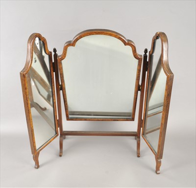 Lot 552 - A Queen Anne style mahogany framed triptych dressing mirror