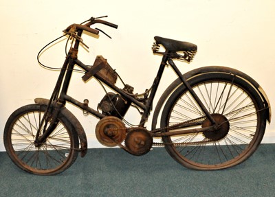 Lot 268 - A rare, early motorised bicycle, circa 1902 Clément model B.B