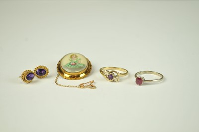 Lot 159 - A pair of 9ct gold amethyst stud earrings