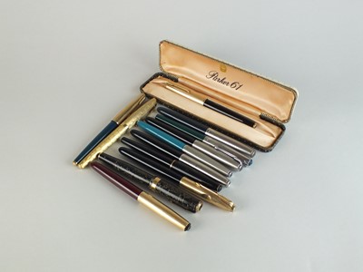 Lot 39 - A collection of fountain pens, pens and pencils
