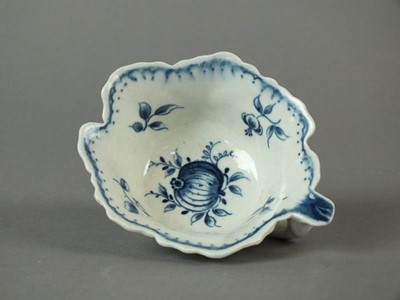 Lot 183 - A rare Caughley 'Gooseberry' leaf dish butterboat, circa 1776-80